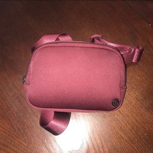 Lululemon Everywhere Belt Bag L1